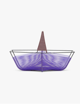 Fruit basket in metal and purple and brown