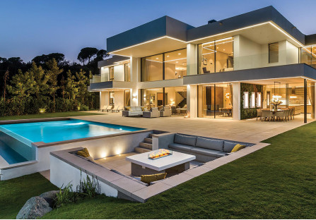 Luxury modern villa